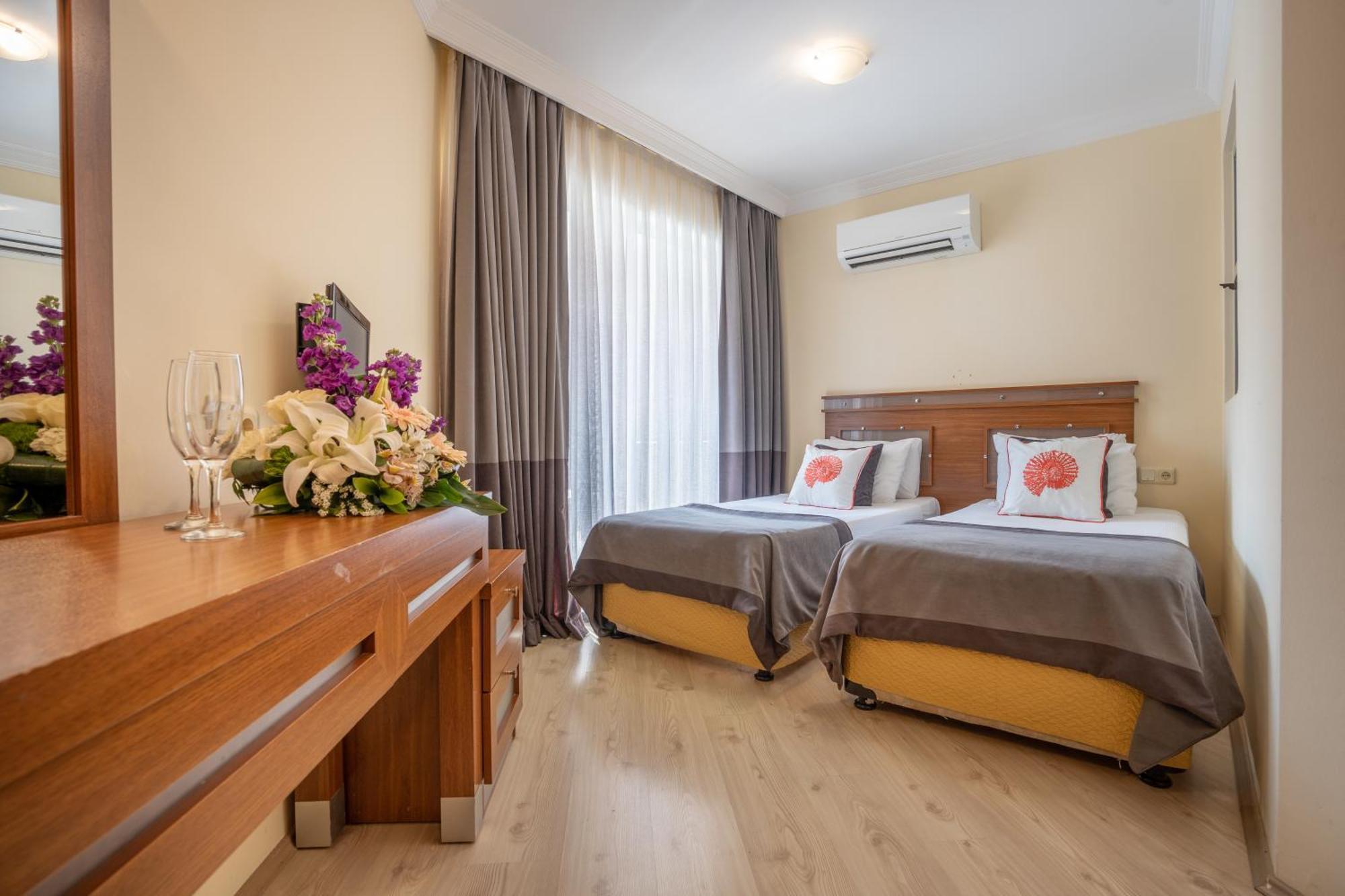 Grand Viking Hotel Kemer Exterior photo